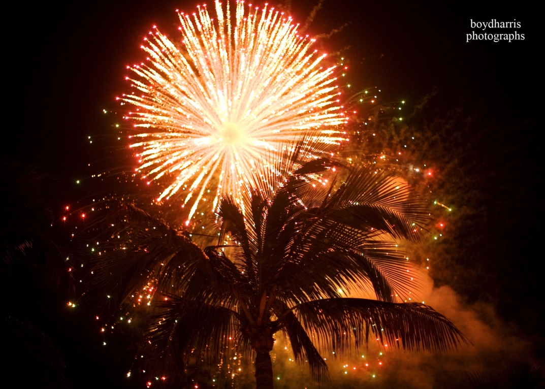 12th-Destination-Wedding-Fireworks